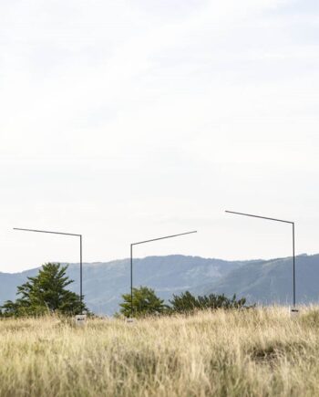 Elegant Bella L1700 Gulvlampe – Stilfuld Belysning Tilbud!