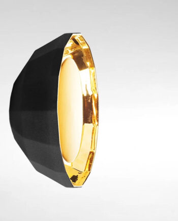 Elegant Væglampe i Sort og Guld – Luksus til Dit Hjem