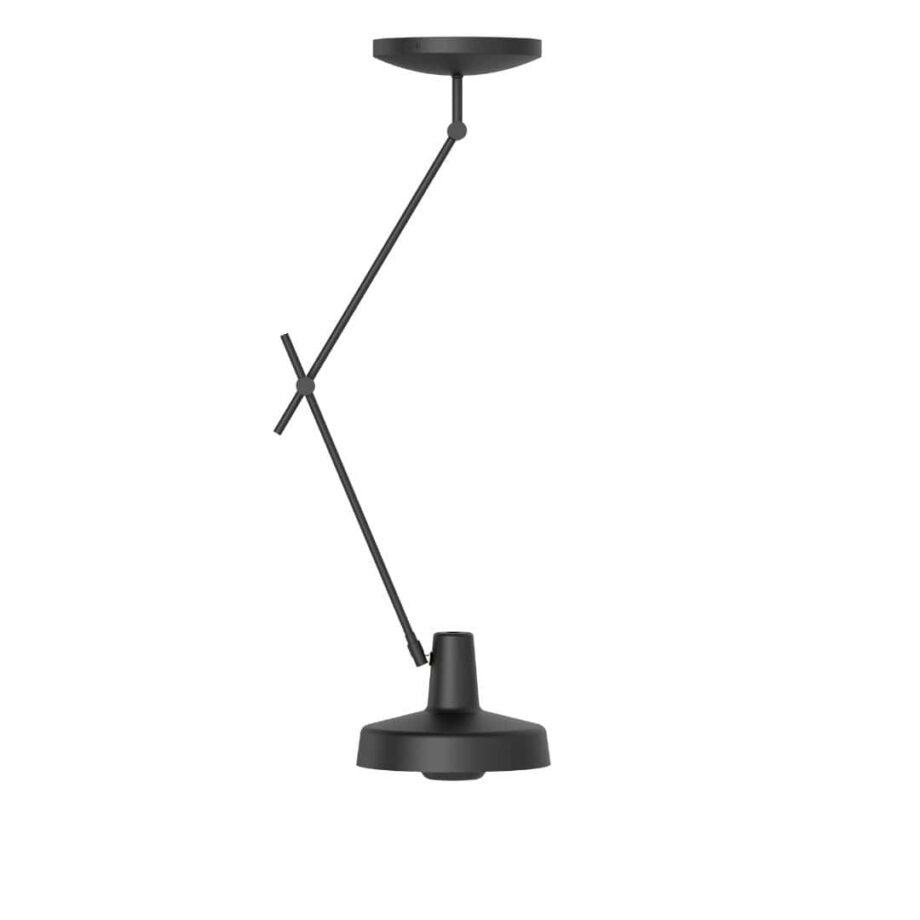 Elegant Arigato Loftlampe i Sort fra Grupa – Speciel Pris!