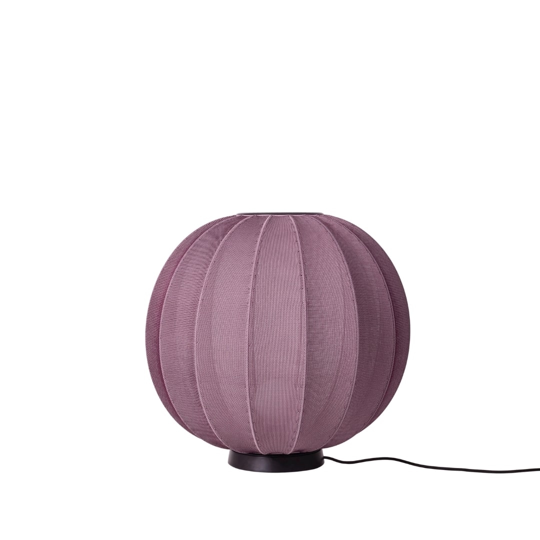 Knit-Wit Burgunder Gulvlampe – Elegant Belysning til Hjemmet