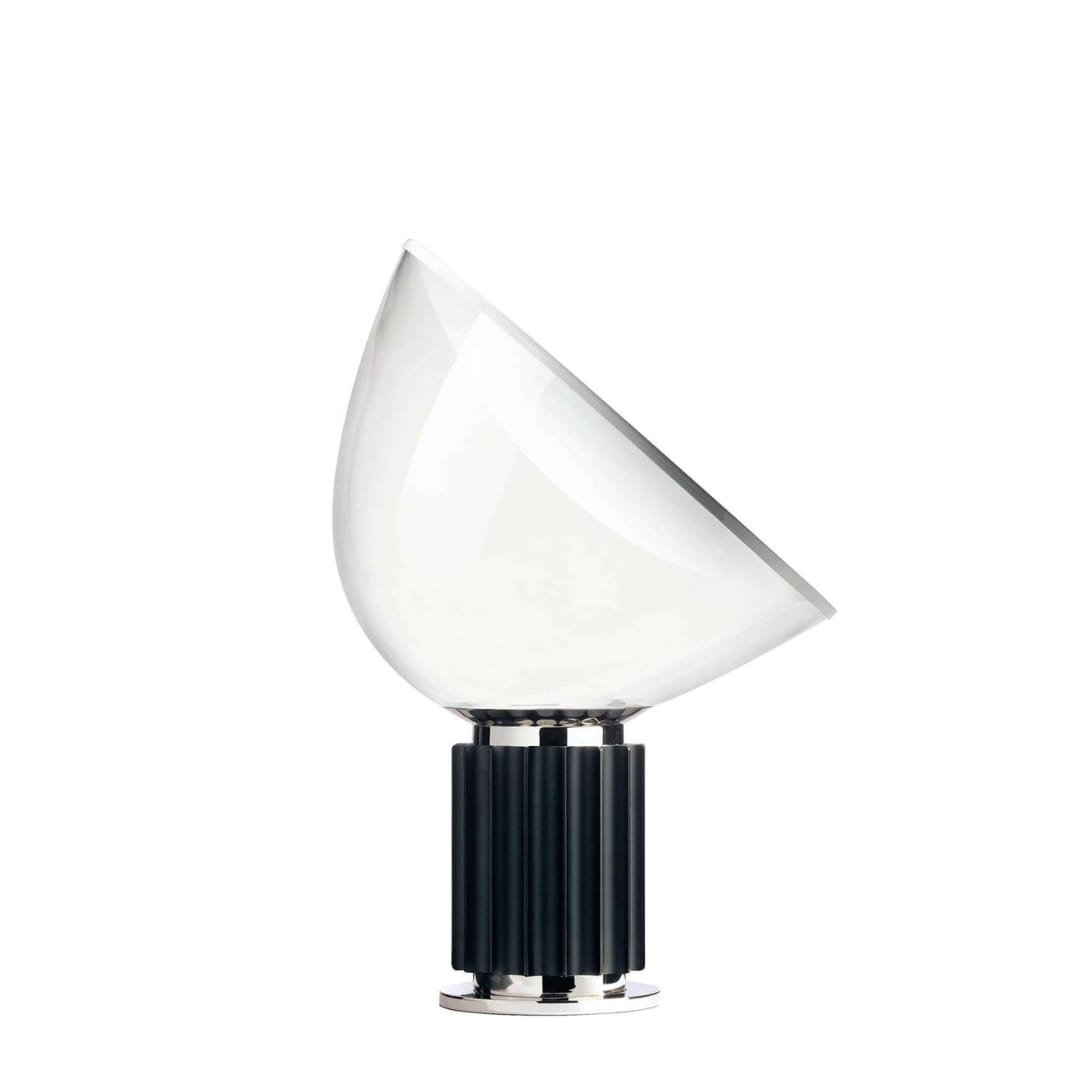 Sort Taccia Bordlampe – Tidløs Elegance fra Flos