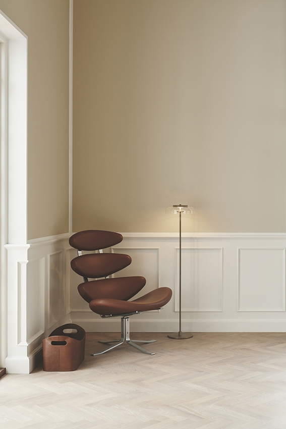 Blossi Gulvlampe Ø29 Nordic Guld Klar - Nuura Lampoo - 5713839006888