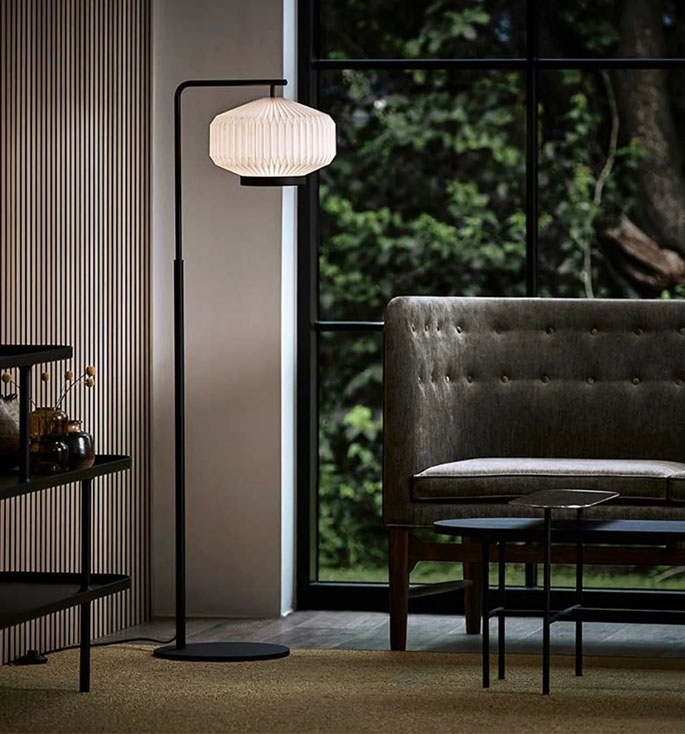 Hvid Shibui Gulvlampe Sort - Le Klint Lampoo